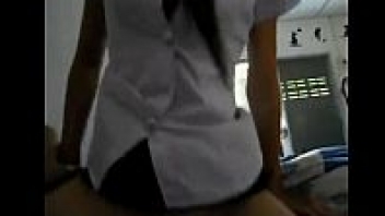 เสียงไทย เย็ดนิสิต หีนิสิต หีนศ สาวมหาลัย ผัวเมีย คลิปโป๊ไทย