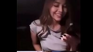 แหย่รูหี เงี่ยนหี เกี่ยวเบ็ดหี หีแฉะ หีสาวไทย หัวนมชมพู สำเร็จความใคร่