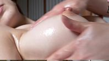 แจ๊ะหี เกี่ยวเบ็ดหี หนังโป๊นวดน้ำมัน หนังเอวีนวดเสียว สำเร็จความใคร่ นวดเสียวหี นวดน้ำมัน
