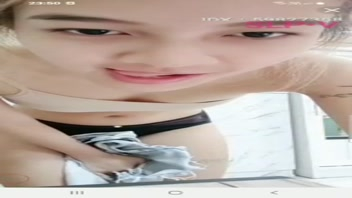 เบ็ดหี เขี่ยหี เกี่ยวแตด หีเนียน หีขาว น่าเย็ด นมสวย